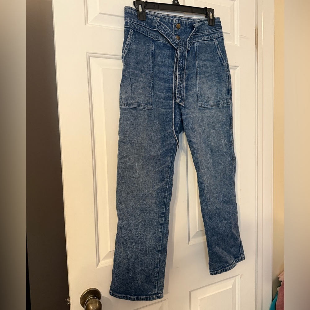 Abercrombie & Fitch Woman’s Ultra High Rise Belted Wide Leg Utility Jeans 29 8R
